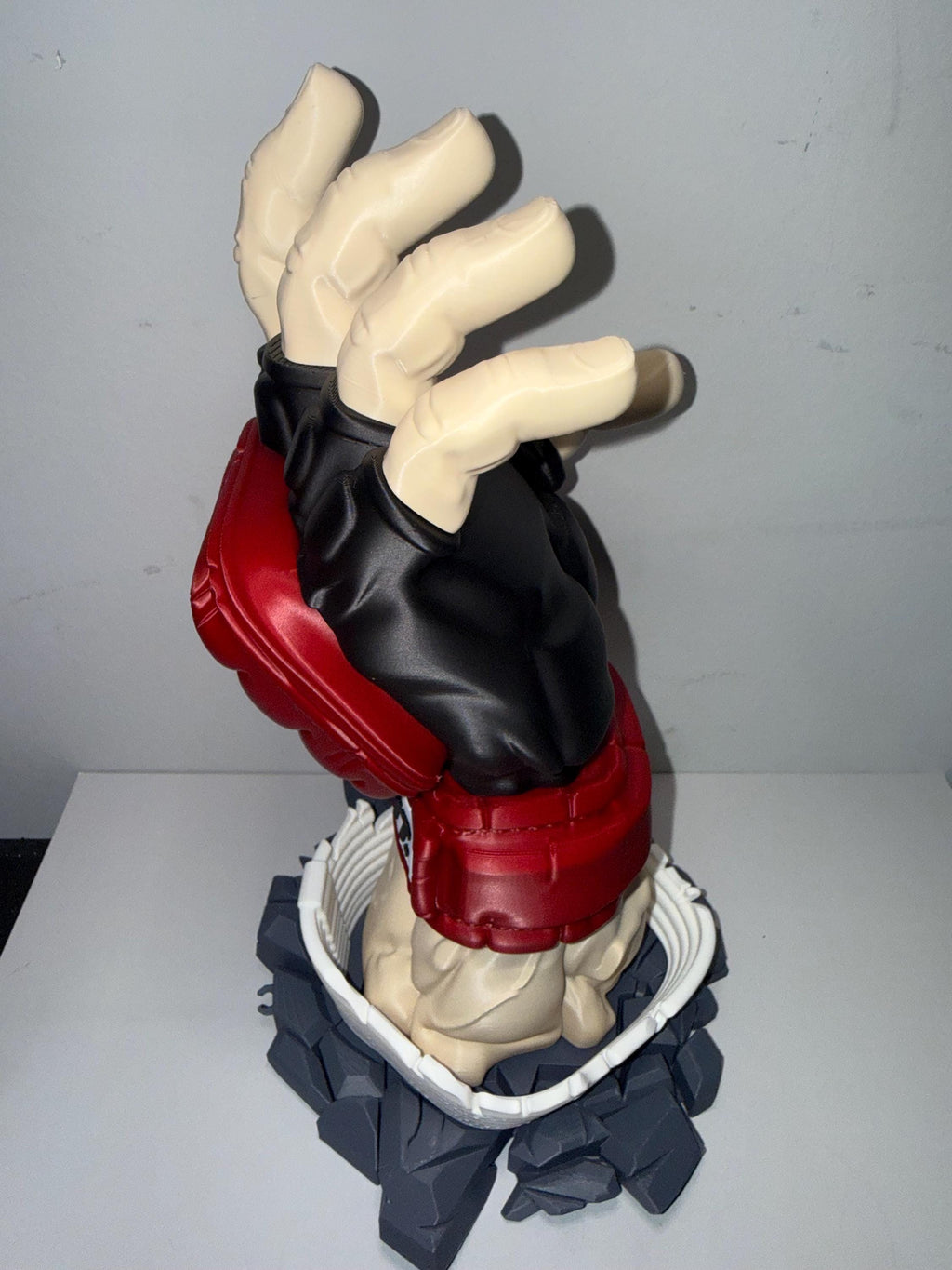 Street Fighter-Inspired 3D Printed Universal Video Game Controller Stand
