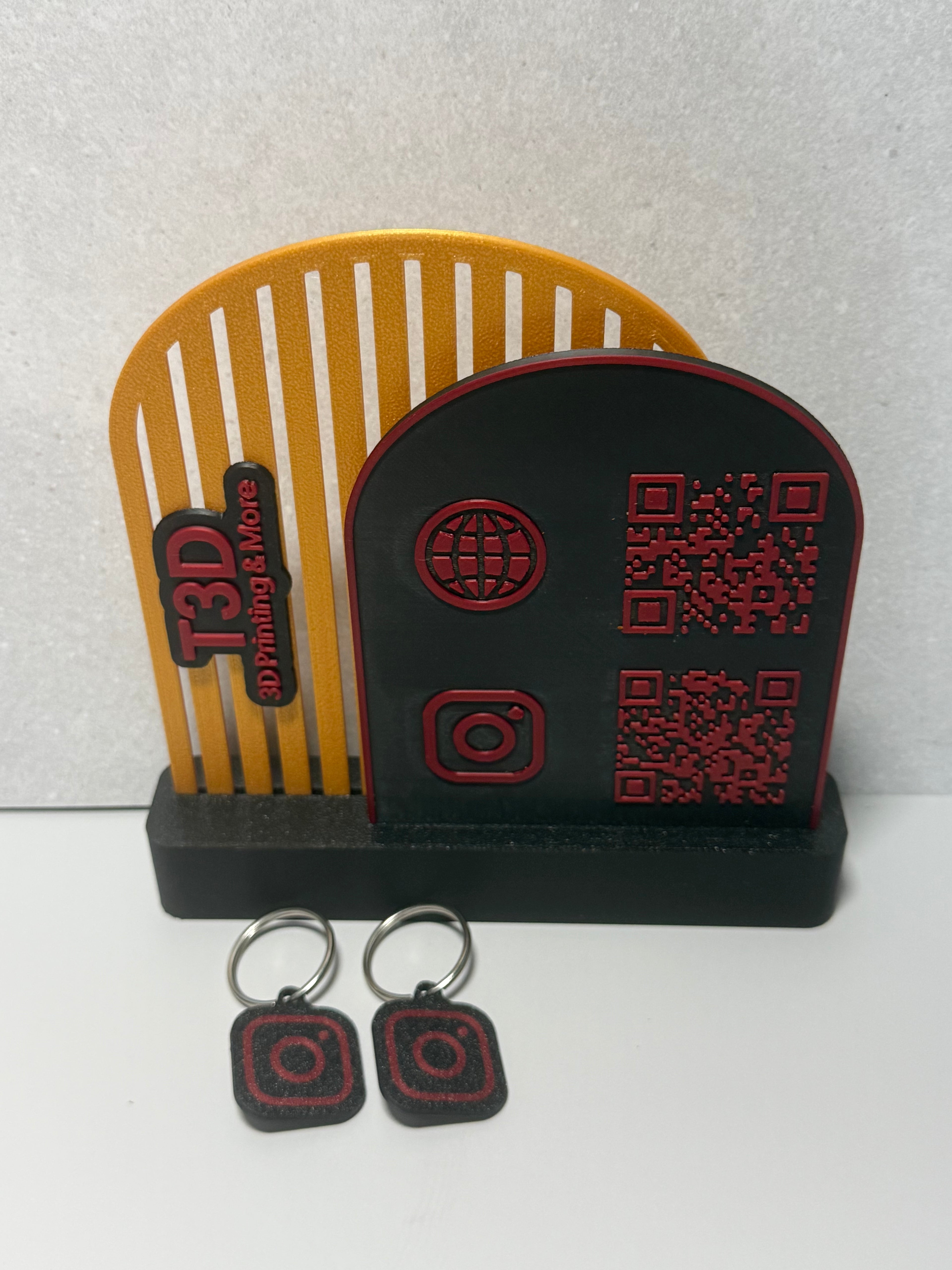 Layered Vertical QR Code List