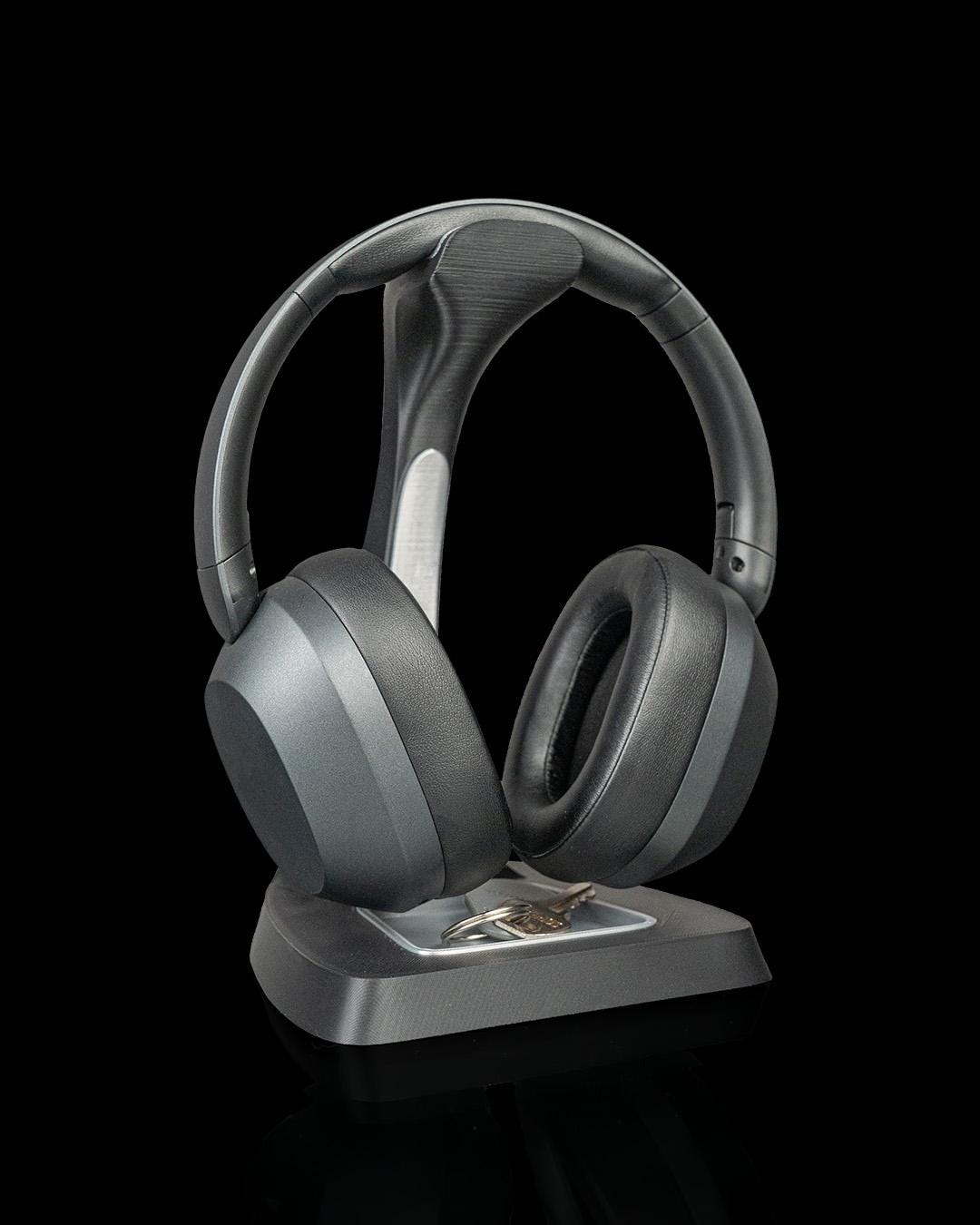 Modern Headphone Stand with Valet Tray