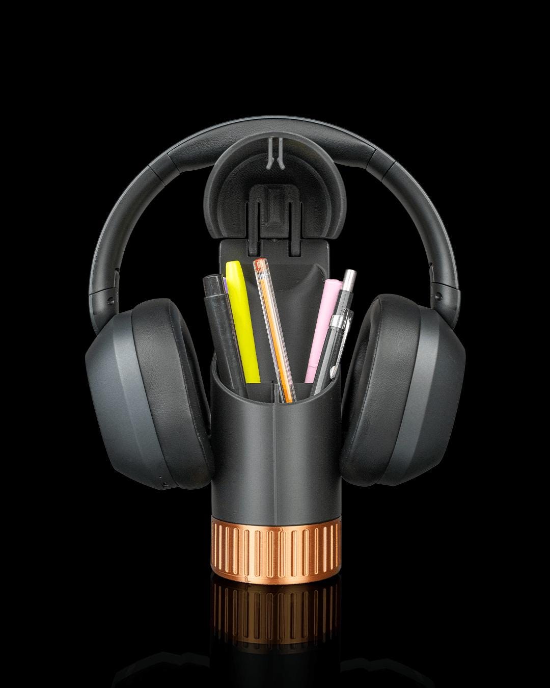 Curve Caddy - Headphone Holder